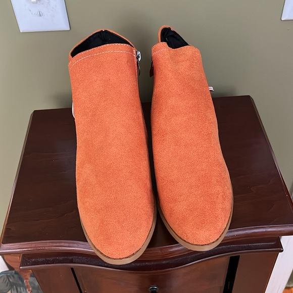 Casual Swede-like booties - Picture 4 of 6